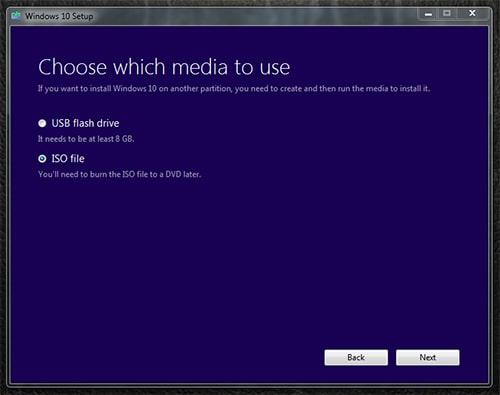 विंडोज 10 डाउनलोड USB flash drive and ISO file options in Windows 10